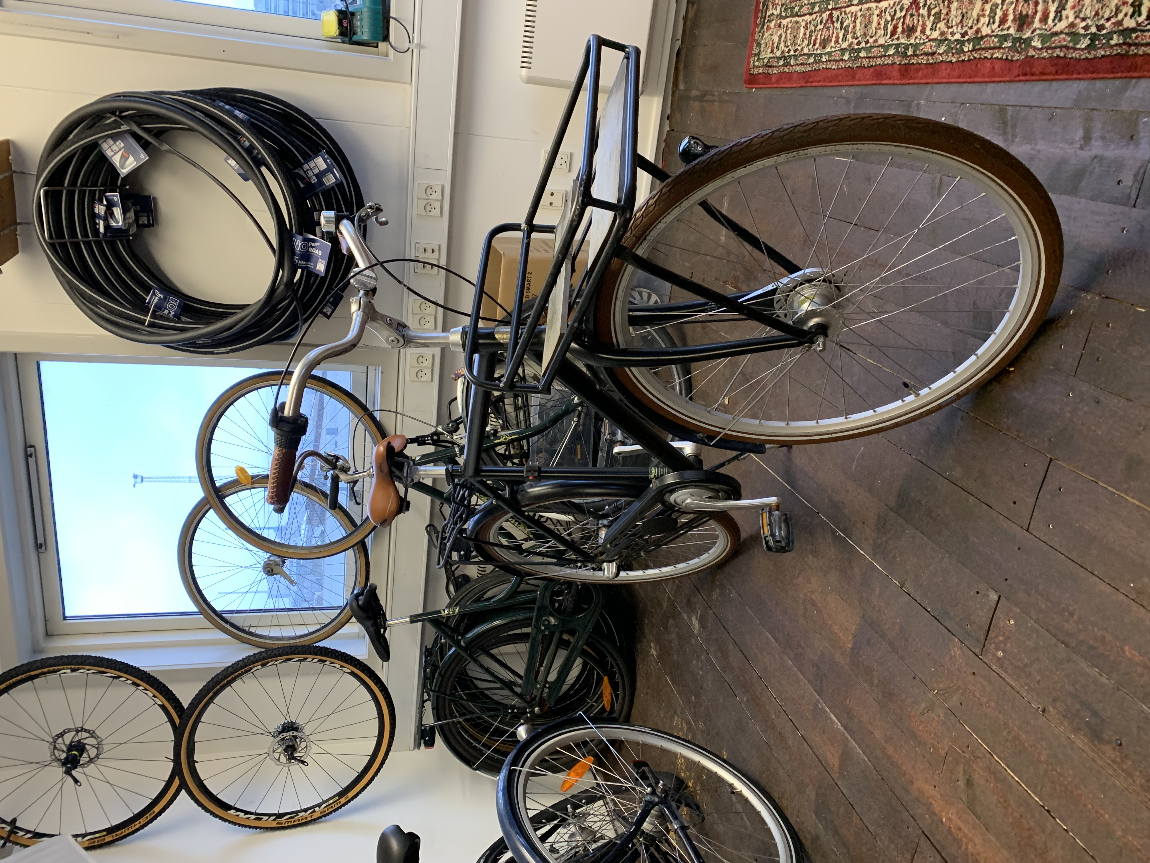 Bæredygtig RefurbishBike cykel inde i værkstedet